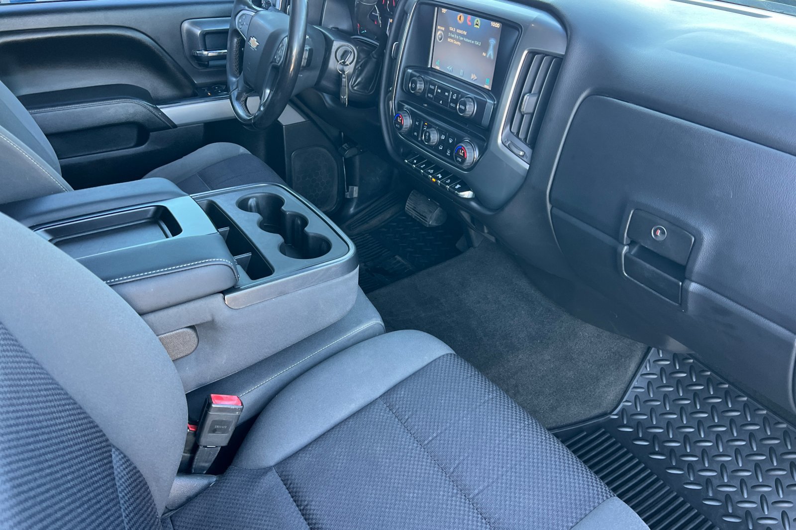 Used 2015 Chevrolet Silverado 2500 LT w/ Z71 Package, Off-Road AWD/4WD image 16