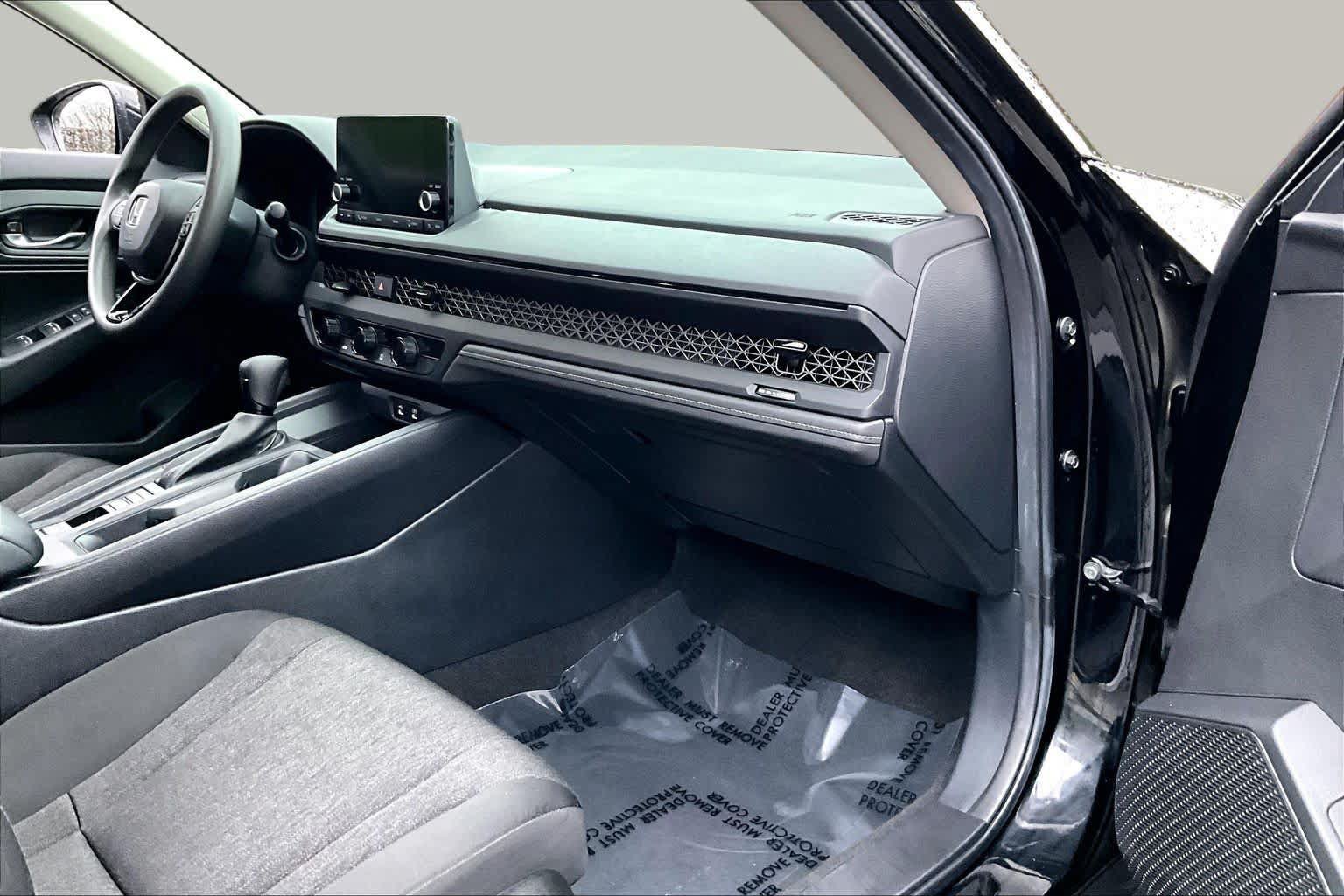Used 2023 Honda Accord LX image 16