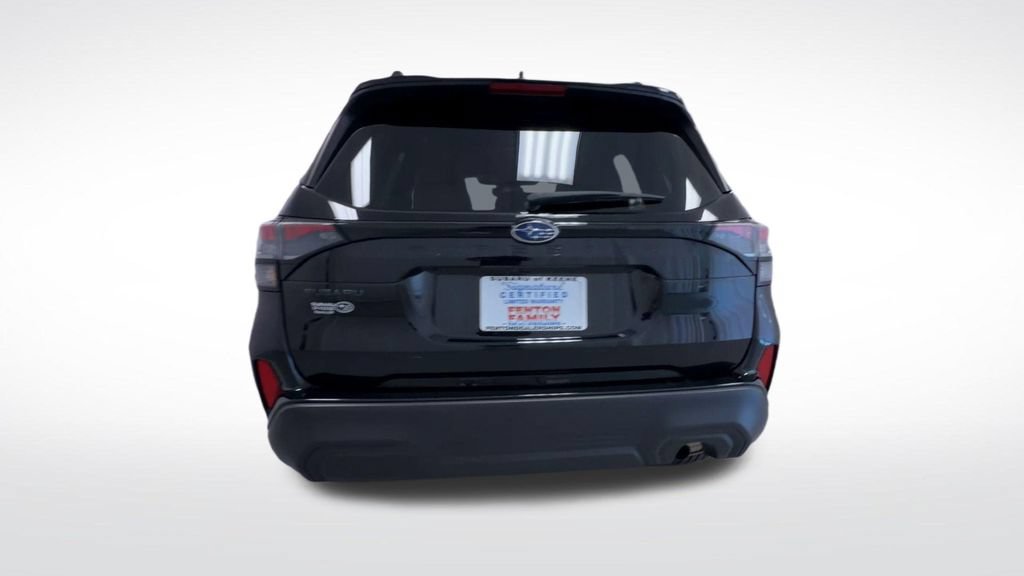 Used 2025 Subaru Forester Premium AWD/4WD image 7