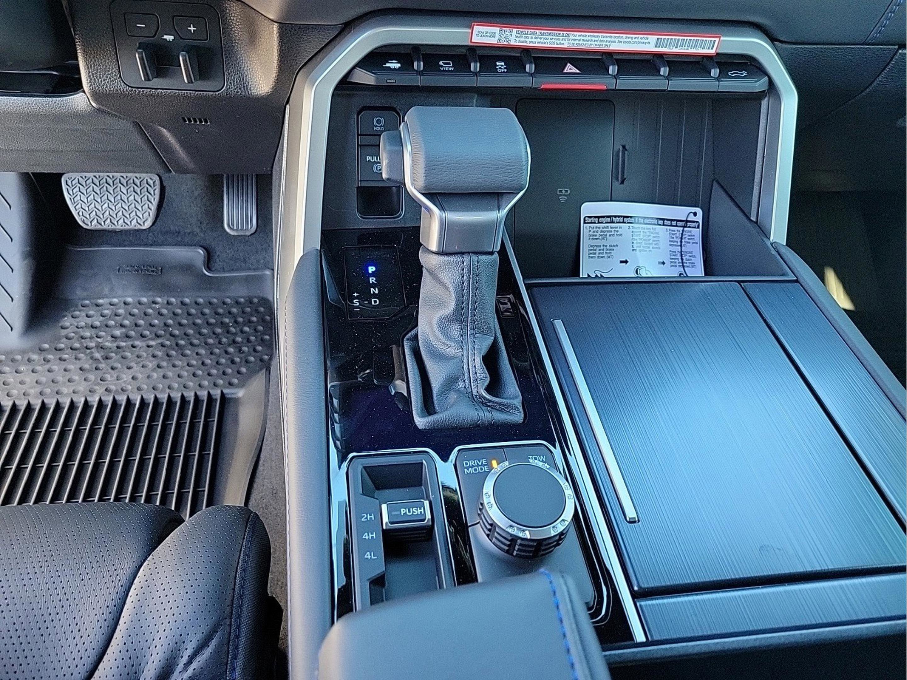 New 2025 Toyota Tundra Platinum image 24