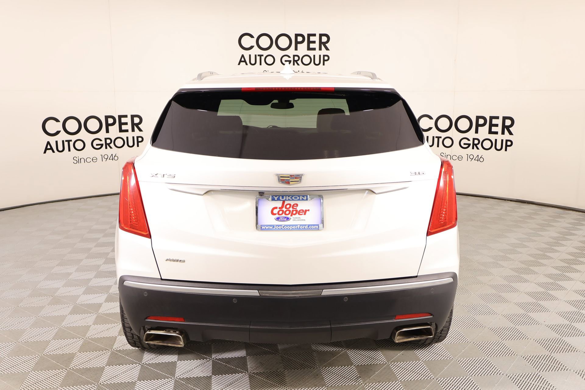 Used 2018 Cadillac XT5 Luxury w/ Driver Awareness Package image 23