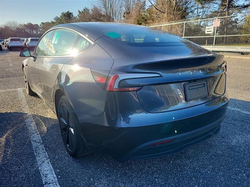 Used 2024 Tesla Model 3 image 10
