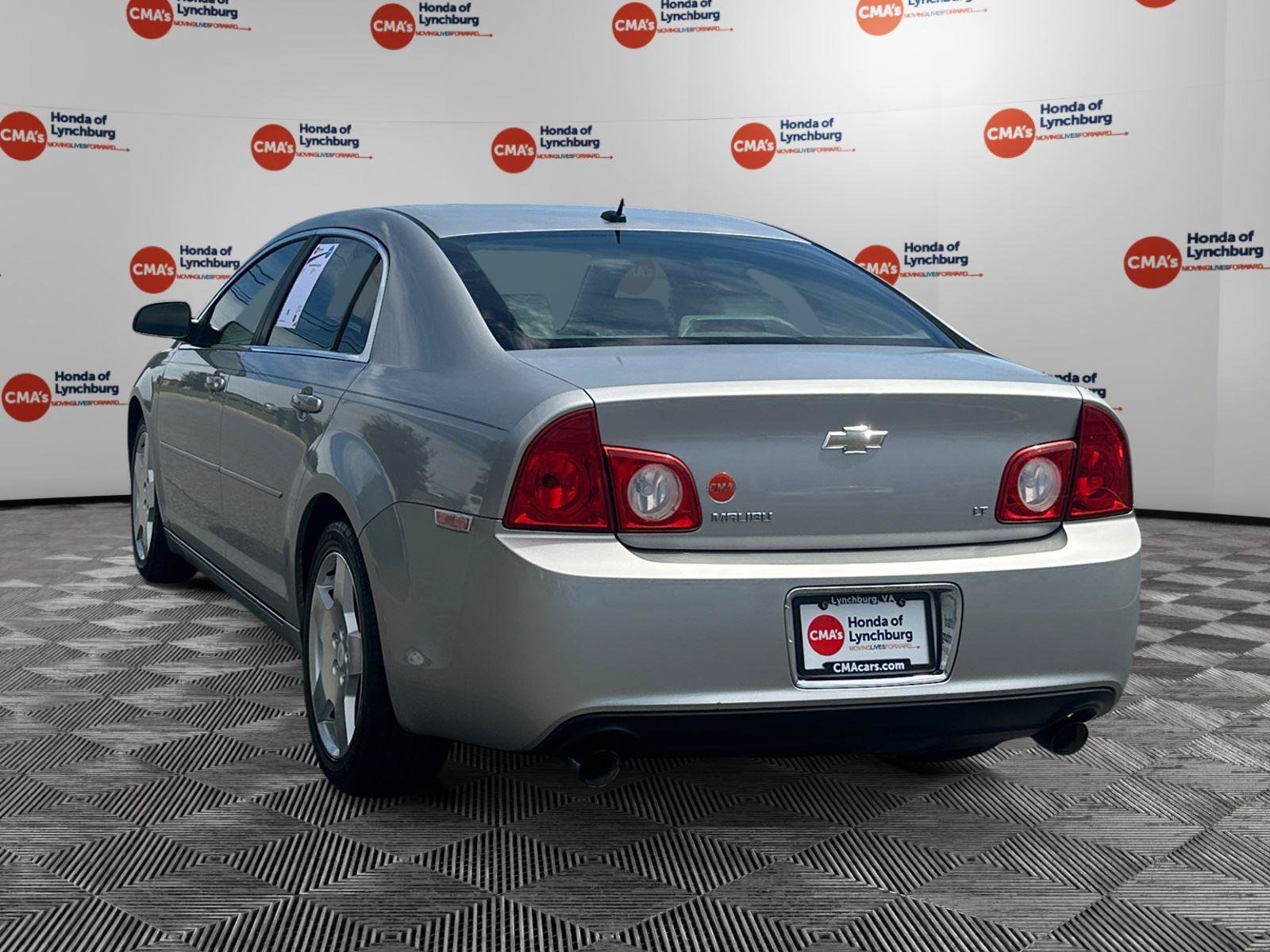 Used 2008 Chevrolet Malibu LT w/ HFV6 Engine Package FWD image 3