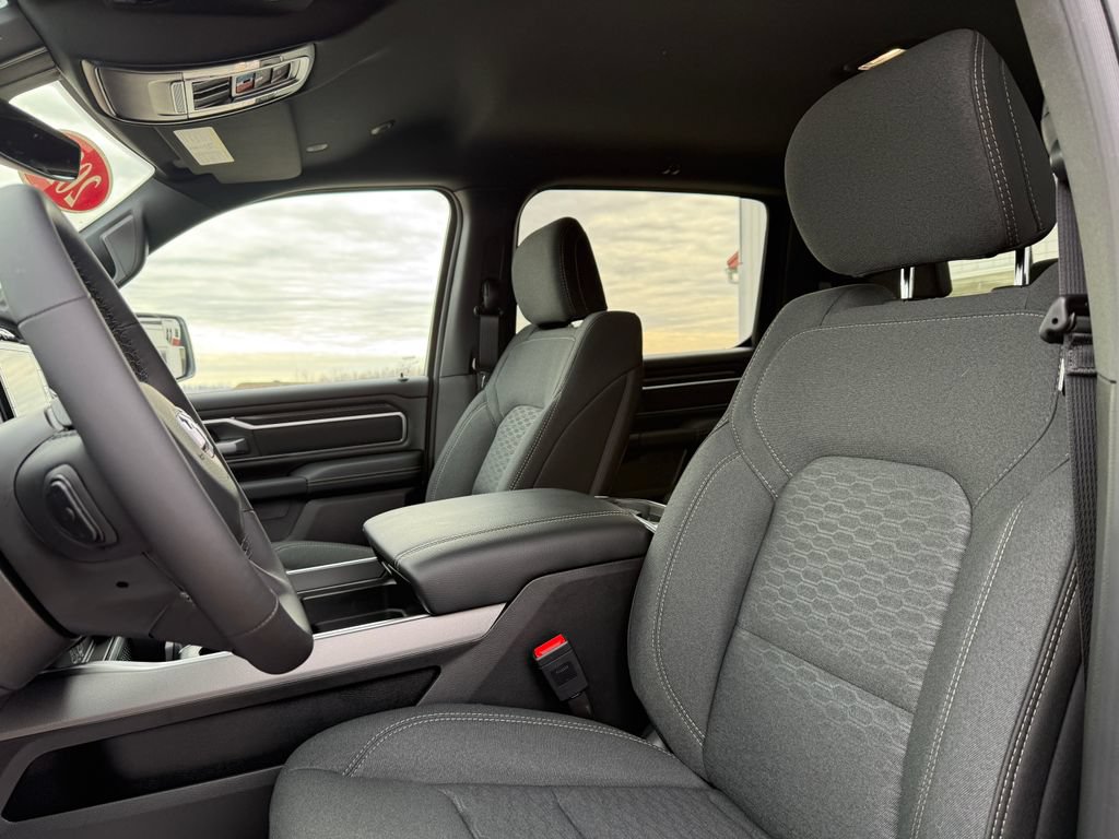 New 2026 RAM 1500 Big Horn AWD/4WD image 20