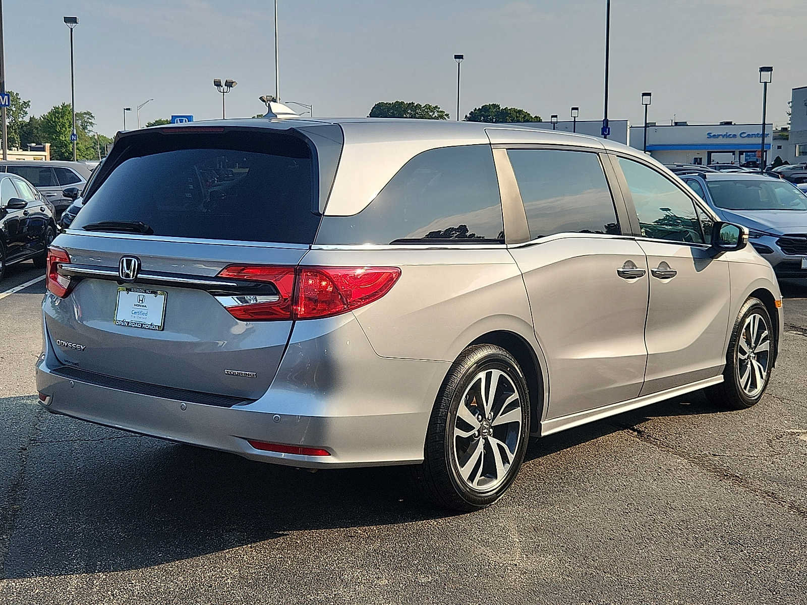 Certified 2024 Honda Odyssey Touring image 6