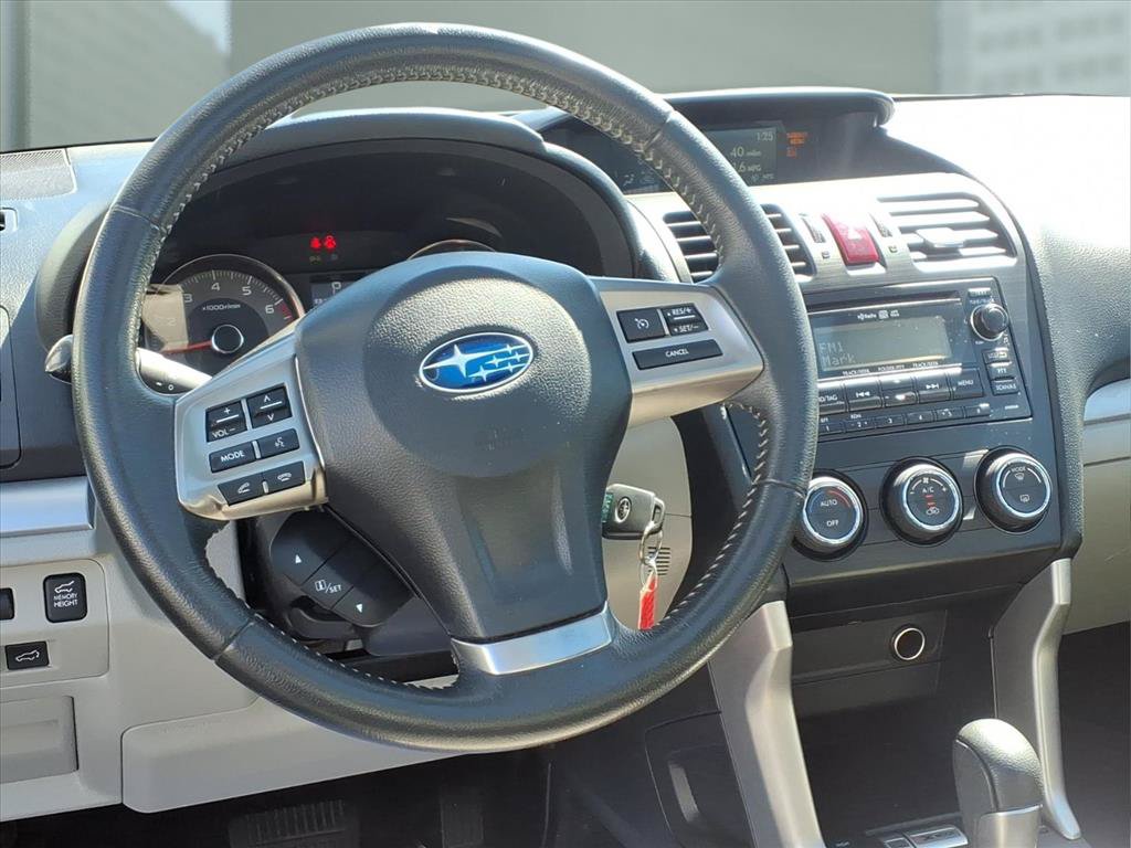 Used 2015 Subaru Forester 2.5i Limited w/ Popular Package #2 AWD/4WD image 4