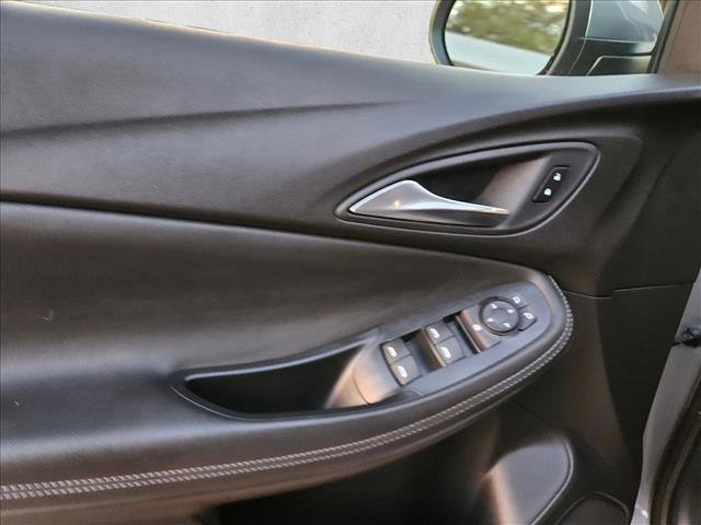 Used 2025 Buick Encore GX Preferred image 21