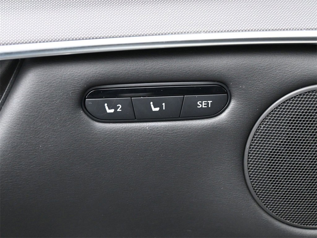 Used 2023 INFINITI QX50 Luxe image 5