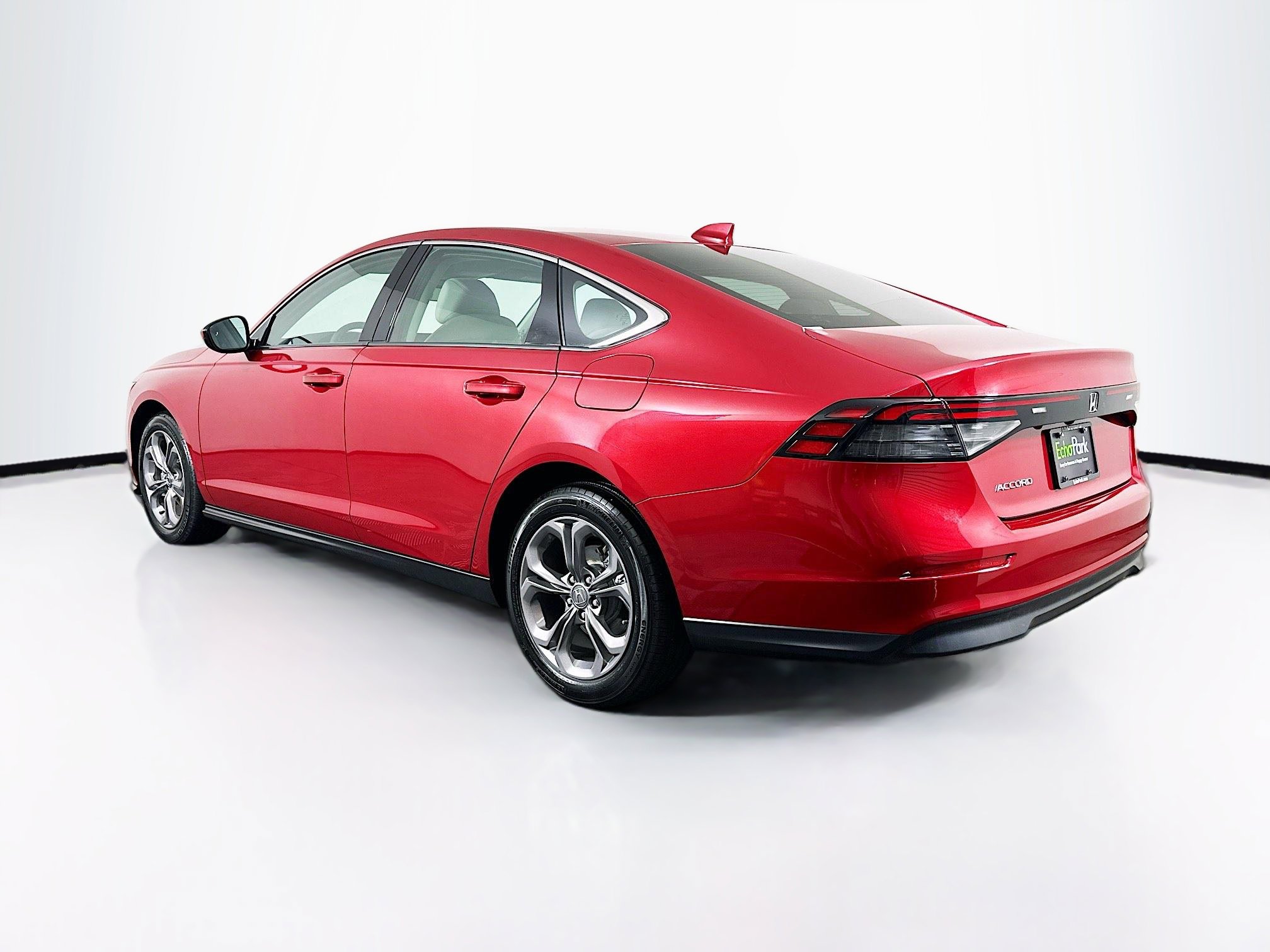 Used 2024 Honda Accord EX image 5