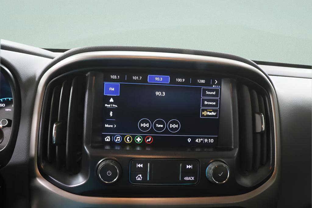 Used 2022 Chevrolet Colorado Z71 w/ Z71 Midnight Edition image 6