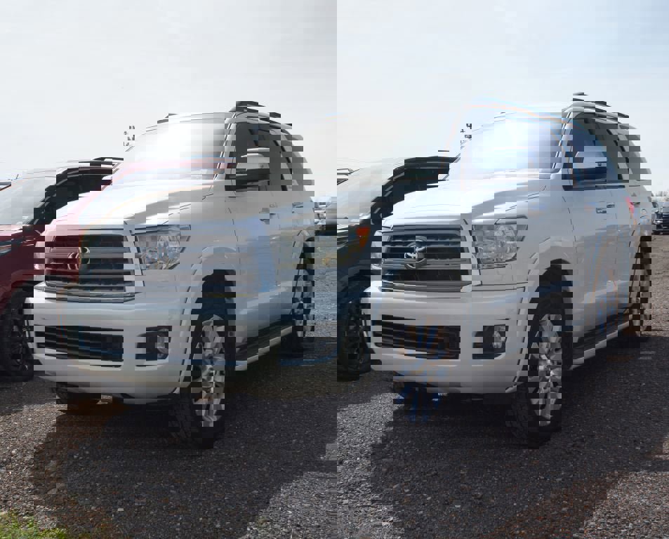 Used 2015 Toyota Sequoia Platinum image 5