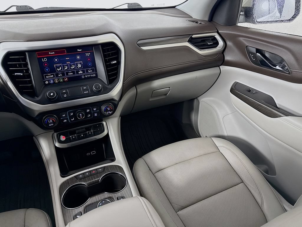 Used 2020 GMC Acadia SLT w/ Premium Package FWD image 24