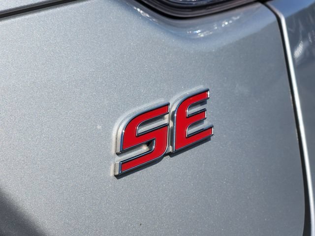 Used 2025 Toyota Corolla SE FWD image 6