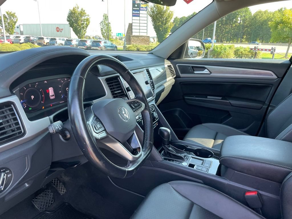 Used 2021 Volkswagen Atlas SEL FWD image 10