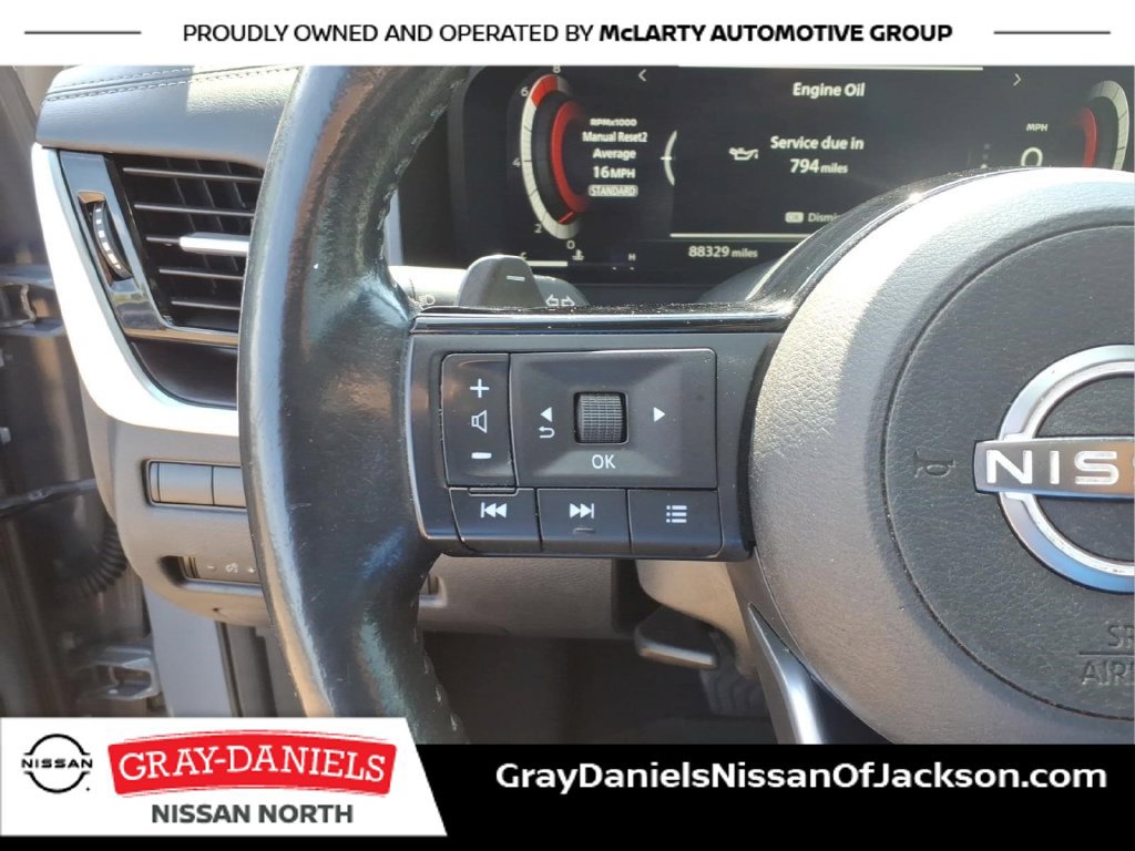 Used 2023 Nissan Rogue Platinum w/ Platinum Premium Package FWD image 14