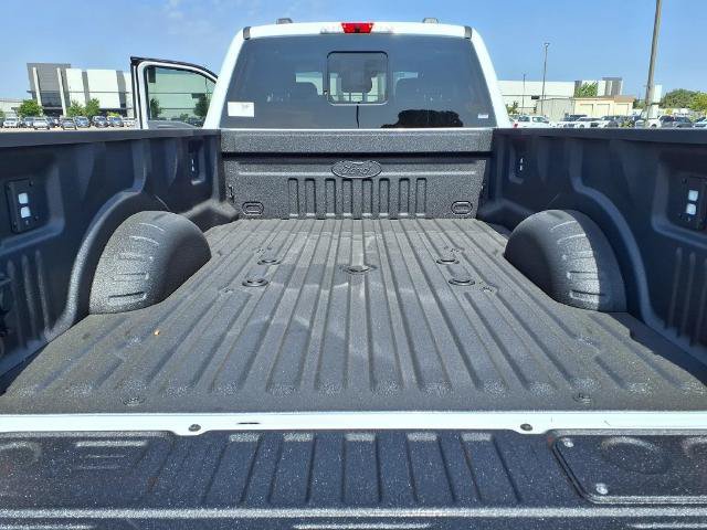New 2026 Ford F350 Lariat w/ Black Appearance Package AWD/4WD image 51