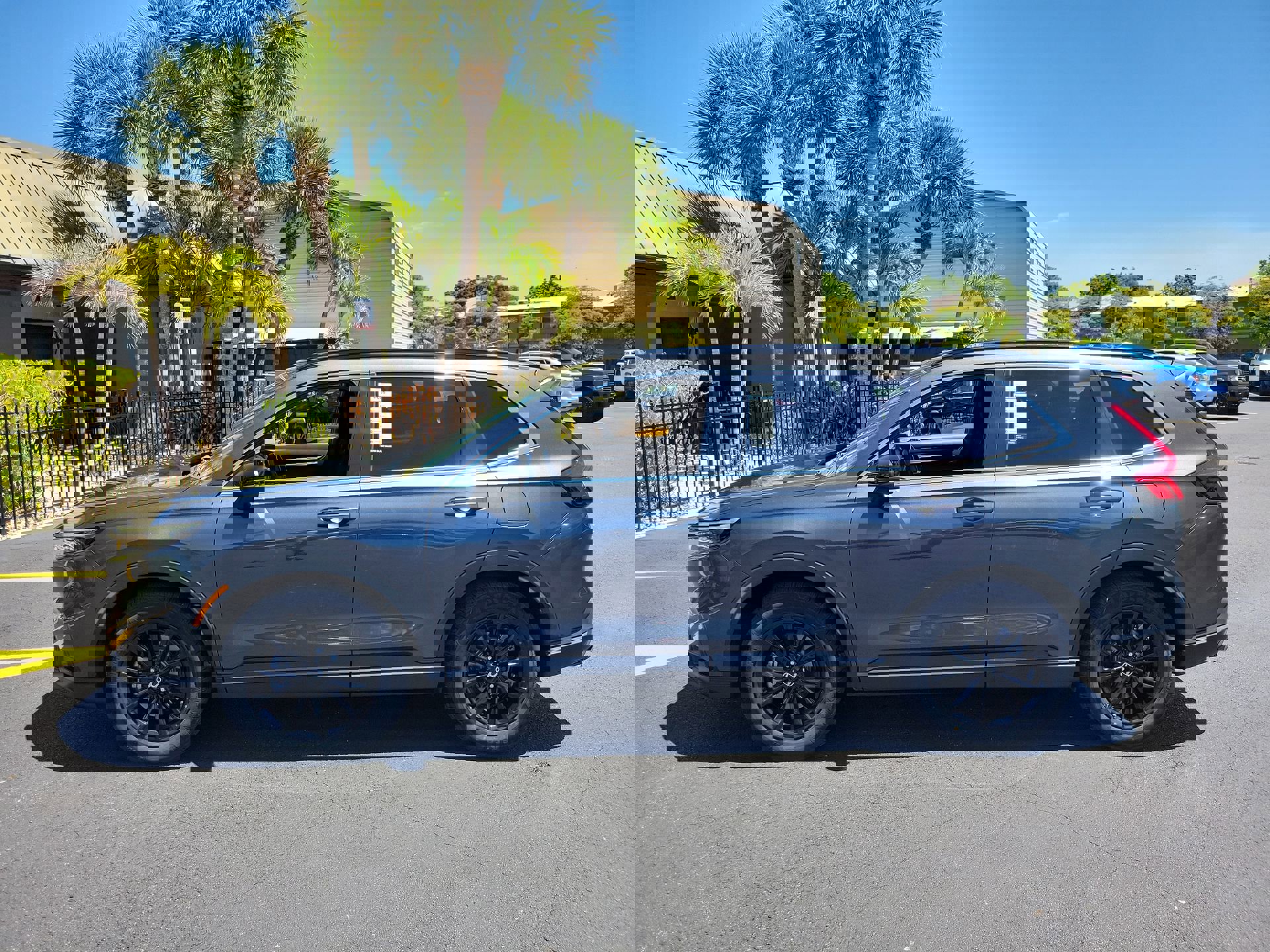 Used 2023 Honda CR-V Sport image 9