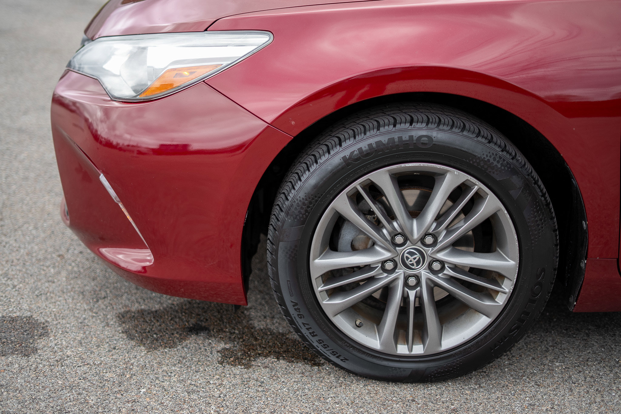 Used 2016 Toyota Camry SE FWD image 9