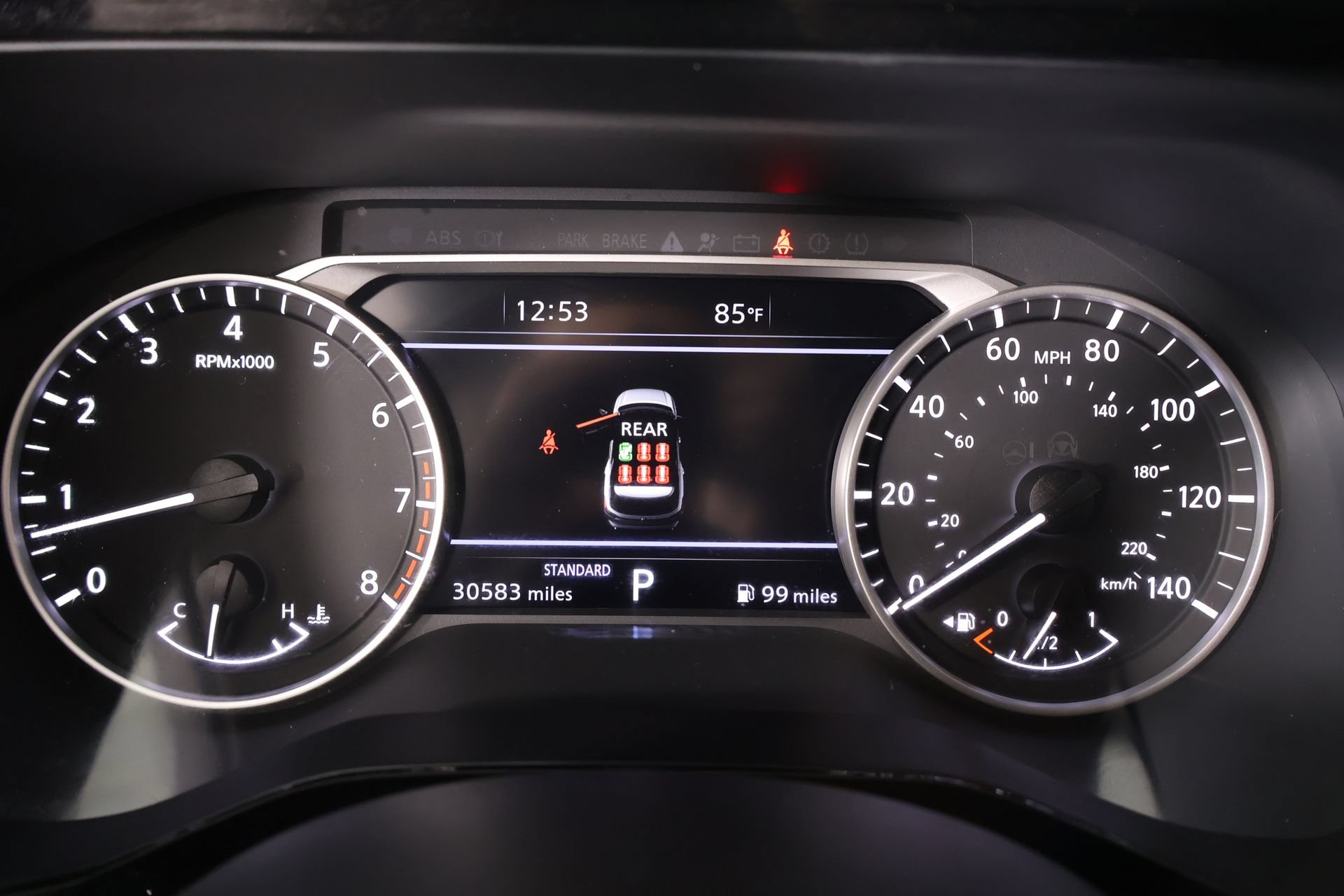 Used 2024 Nissan Pathfinder SL FWD image 4