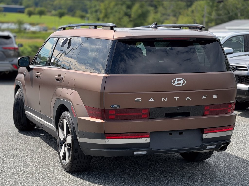 Used 2025 Hyundai Santa Fe Limited AWD/4WD image 3
