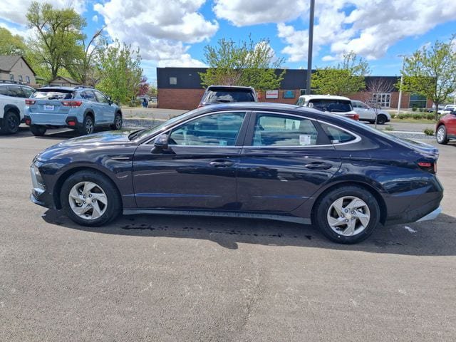 Used 2025 Hyundai Sonata SE FWD image 6