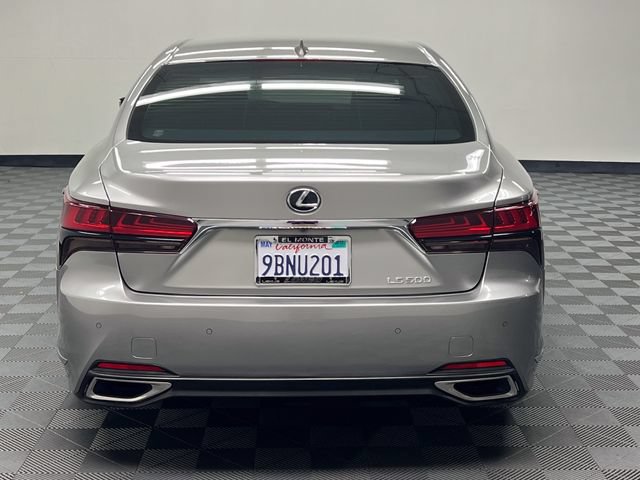 Certified 2022 Lexus LS 500 w/ Accessory Package (Z2) RWD image 6