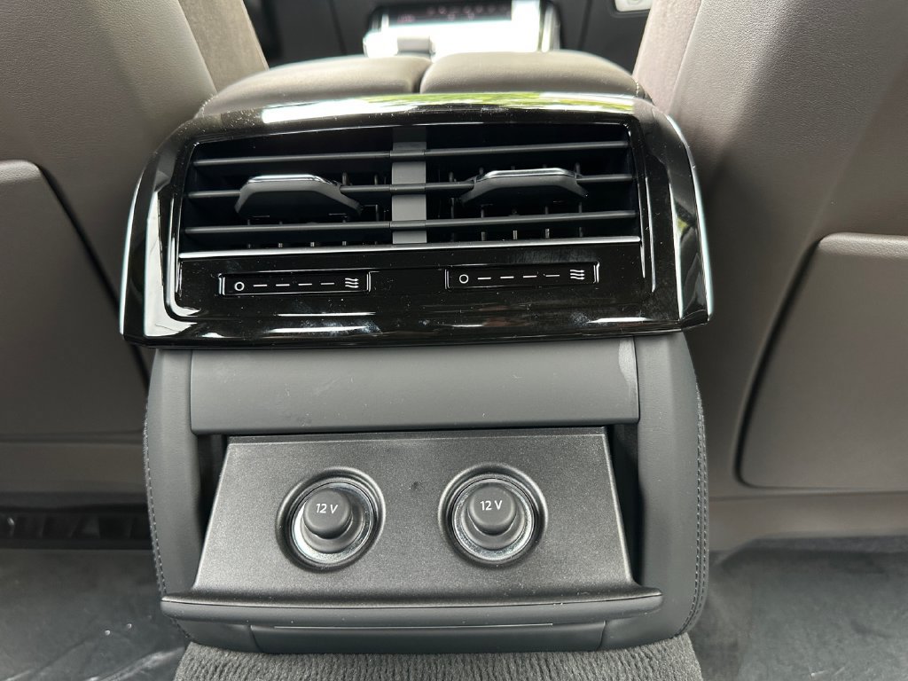 New 2027 Audi A8 L 3.0T AWD/4WD image 16