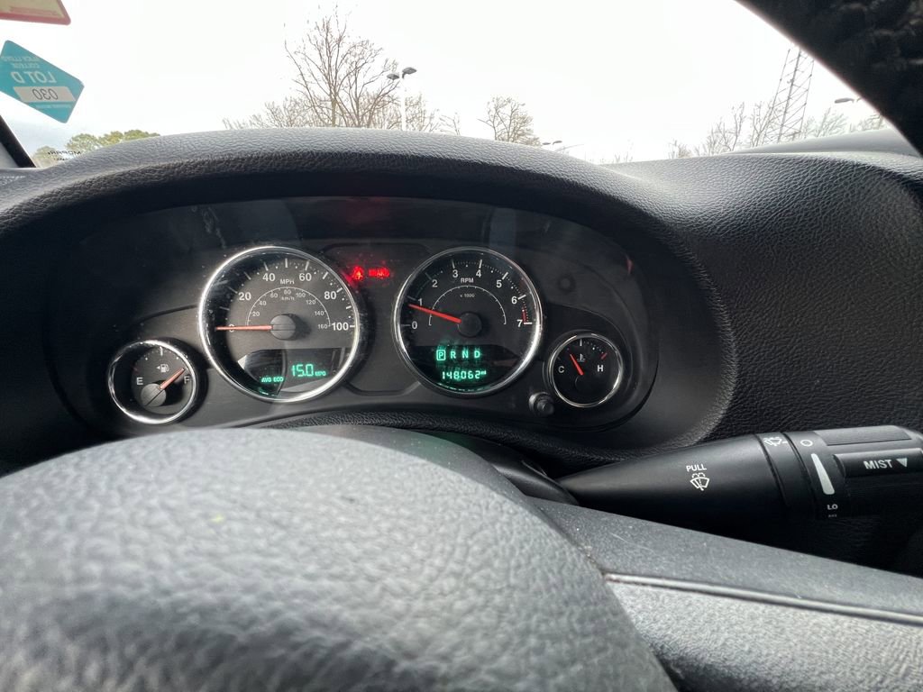 Used 2015 Jeep Wrangler Unlimited Sahara w/ Trailer Tow Group image 29