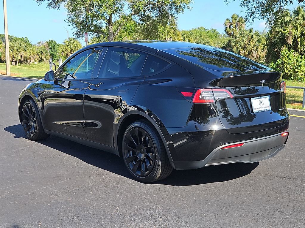 Used 2021 Tesla Model Y Long Range image 4