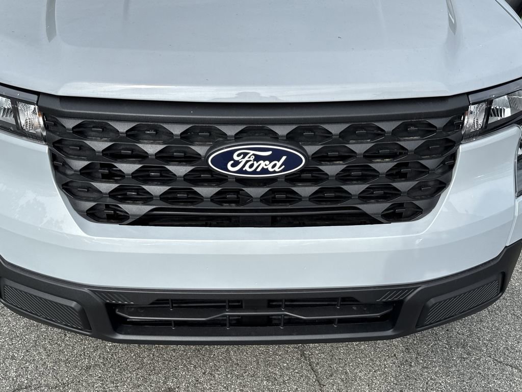New 2025 Ford Maverick XL w/ Equipment Group 101A AWD/4WD image 31