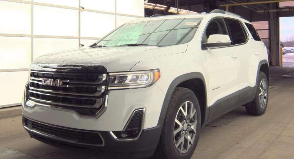Used 2023 GMC Acadia SLT w/ Trailering Package