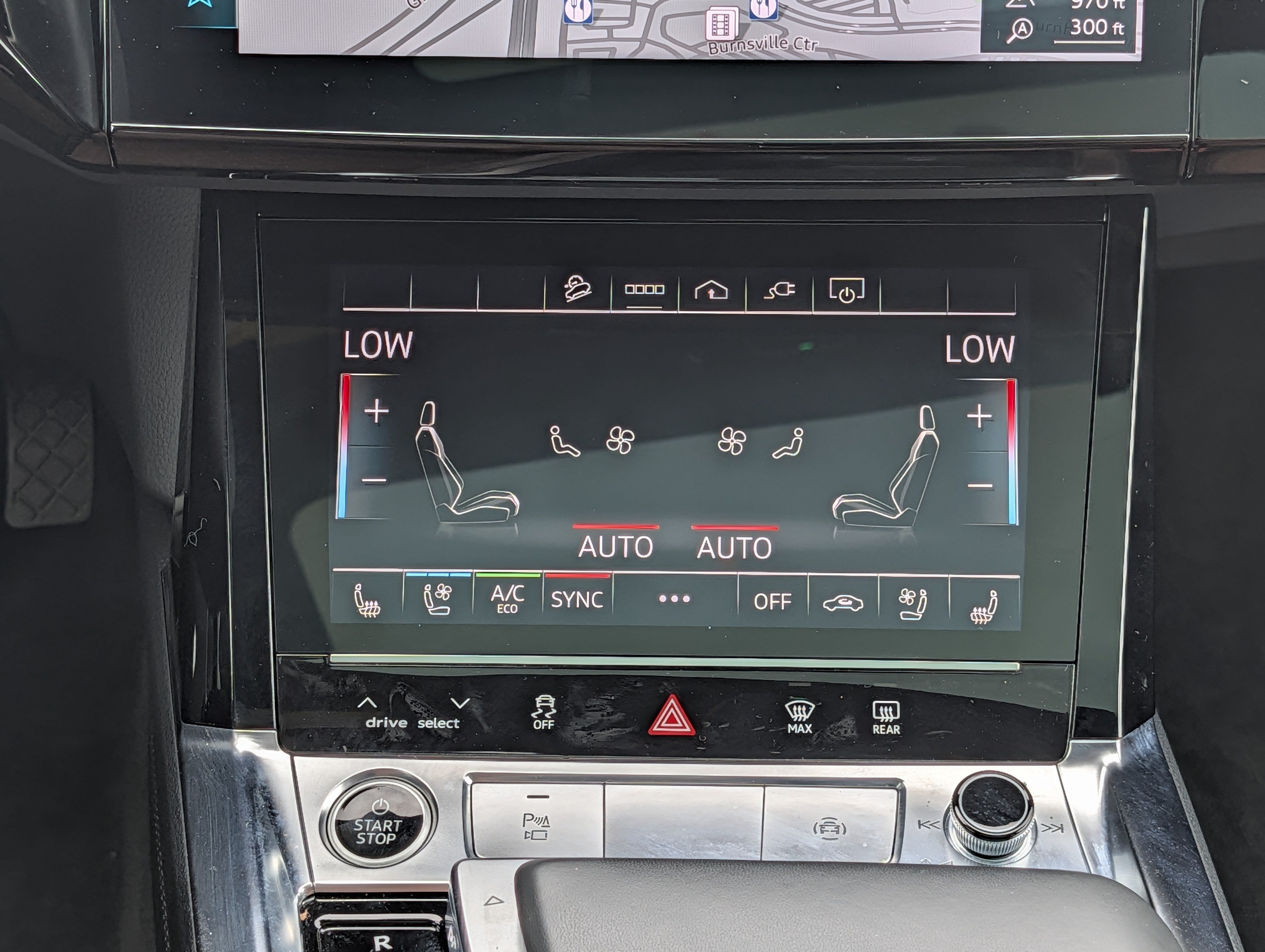 Used 2024 Audi Q8 e-tron Premium Plus w/ Premium Plus Package AWD/4WD image 31