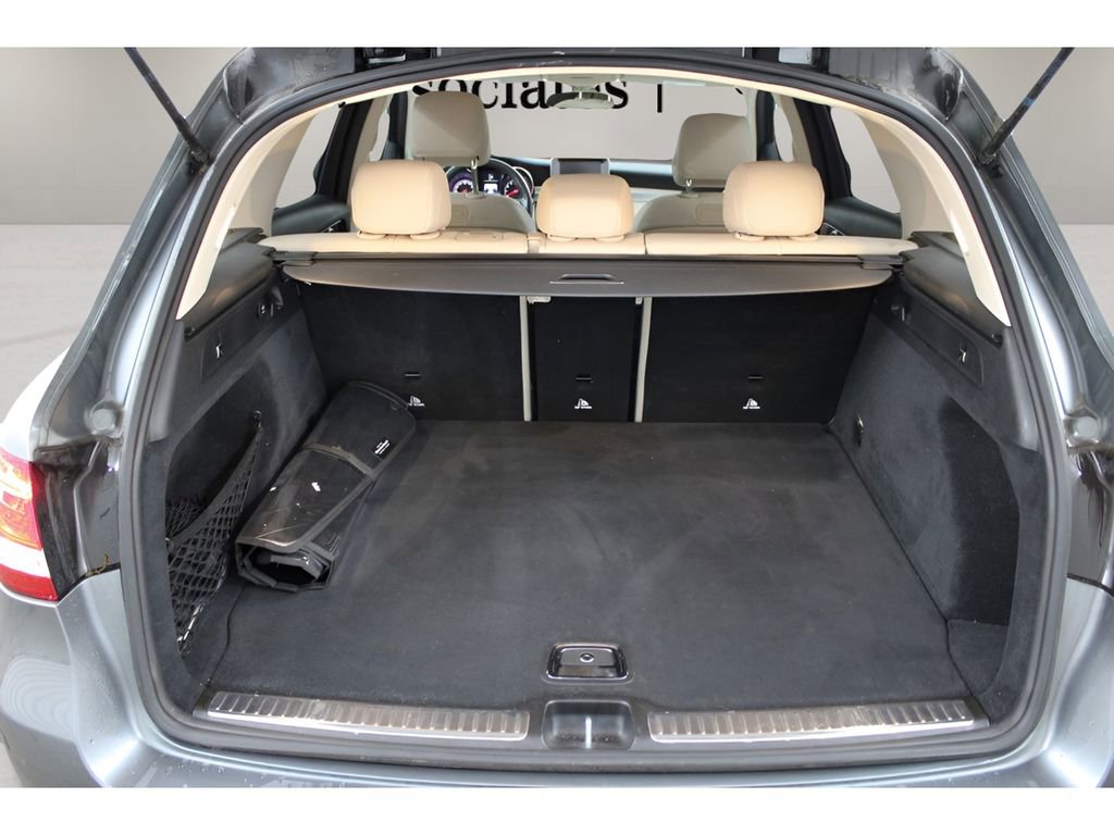 Used 2019 Mercedes-Benz GLC 300 image 24