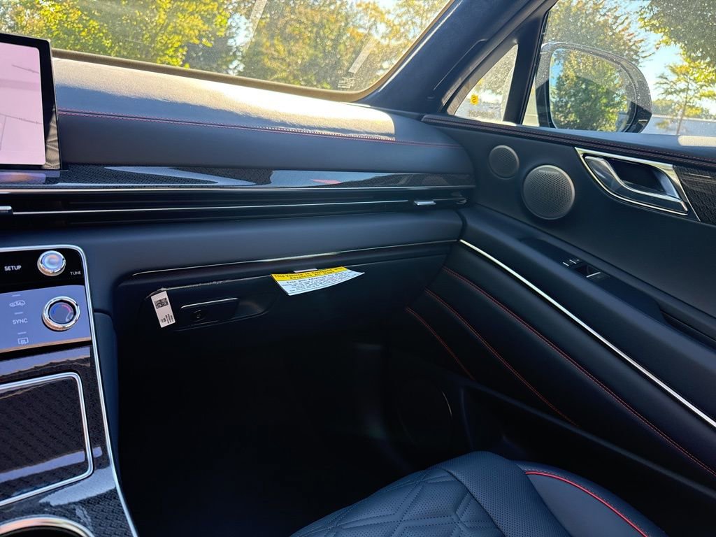 New 2026 Genesis GV80 3.5T e-SC image 25