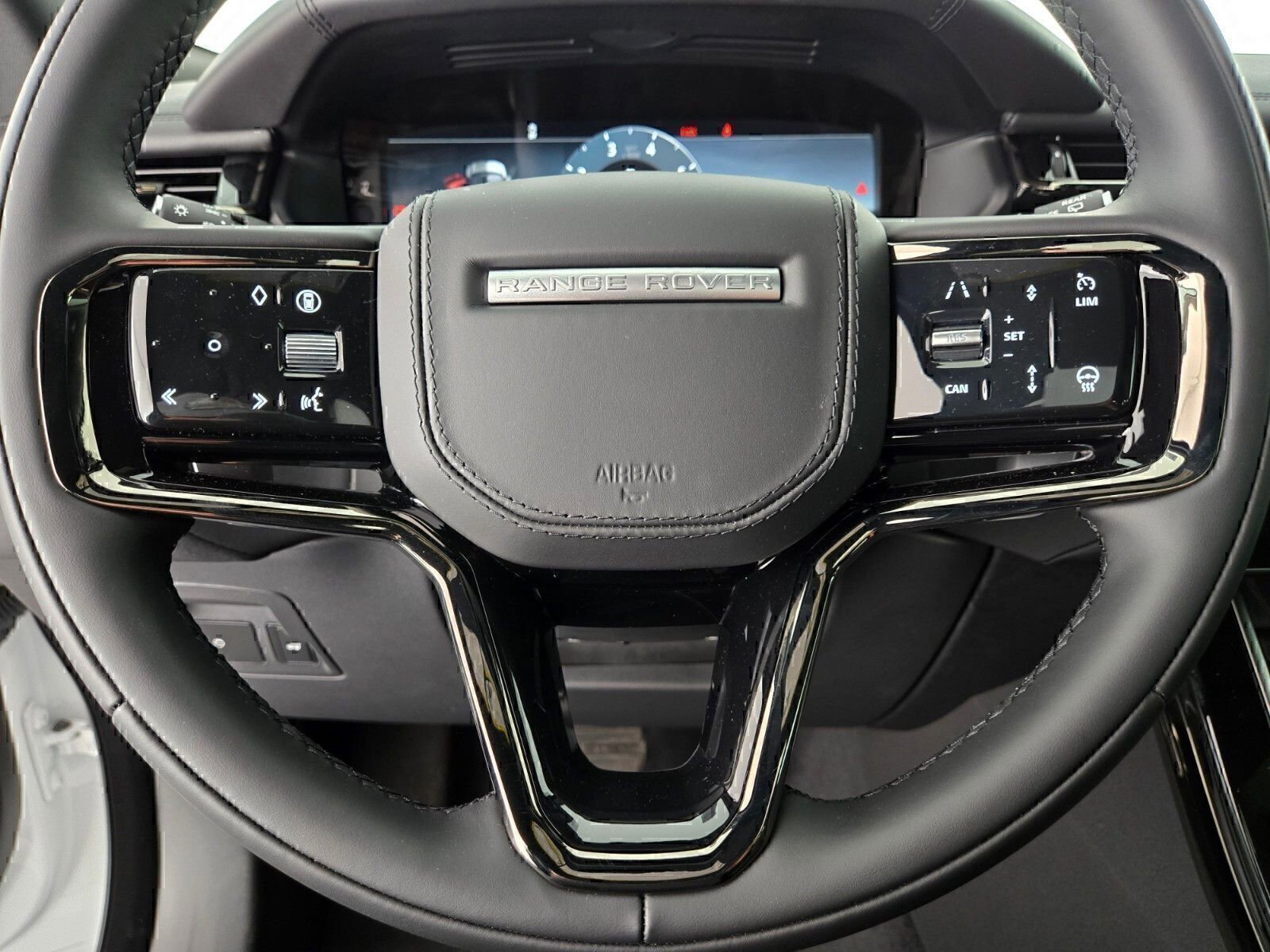 New 2026 Land Rover Range Rover Velar Dynamic SE image 21