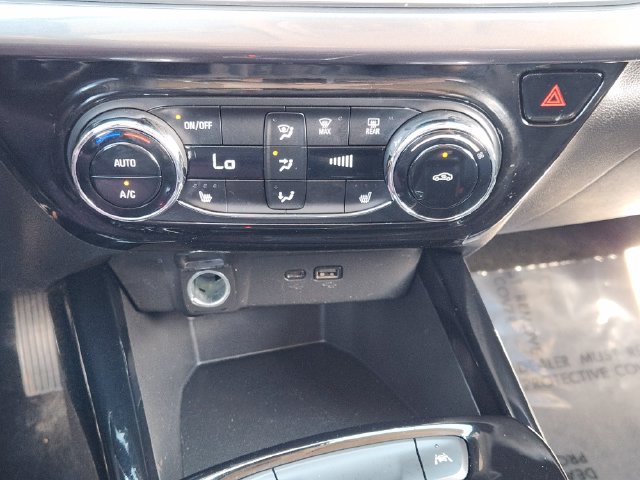 Used 2026 Chevrolet Trax ACTIV w/ Driver Confidence Package FWD image 21