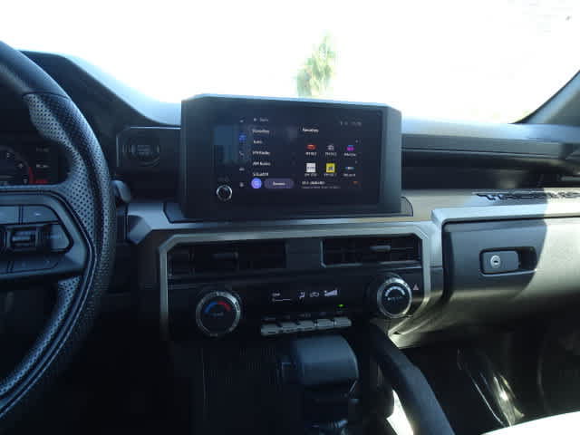 Certified 2025 Toyota Tacoma SR5 AWD/4WD image 27