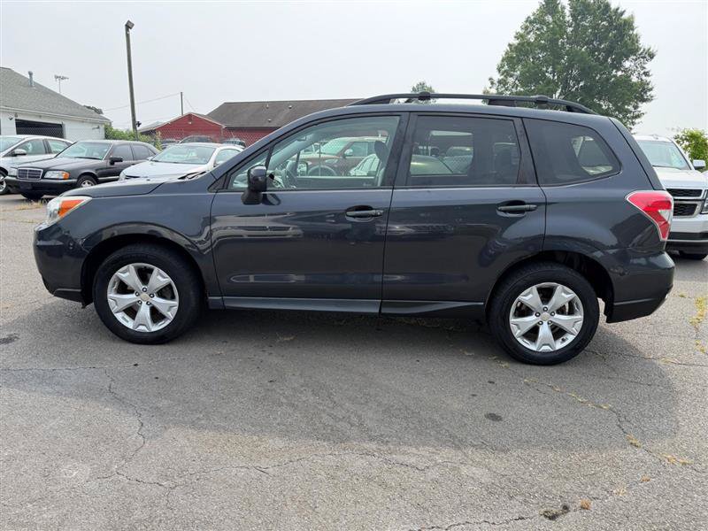 Used 2015 Subaru Forester 2.5i Premium w/ All-Weather Package AWD/4WD image 3