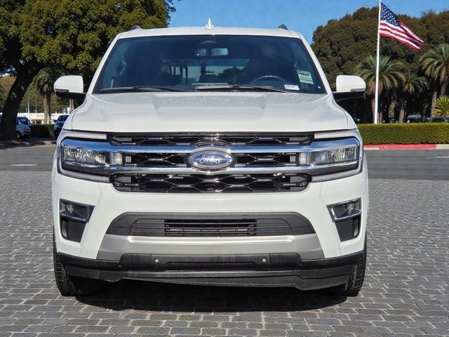 Used 2024 Ford Expedition Max Limited image 3
