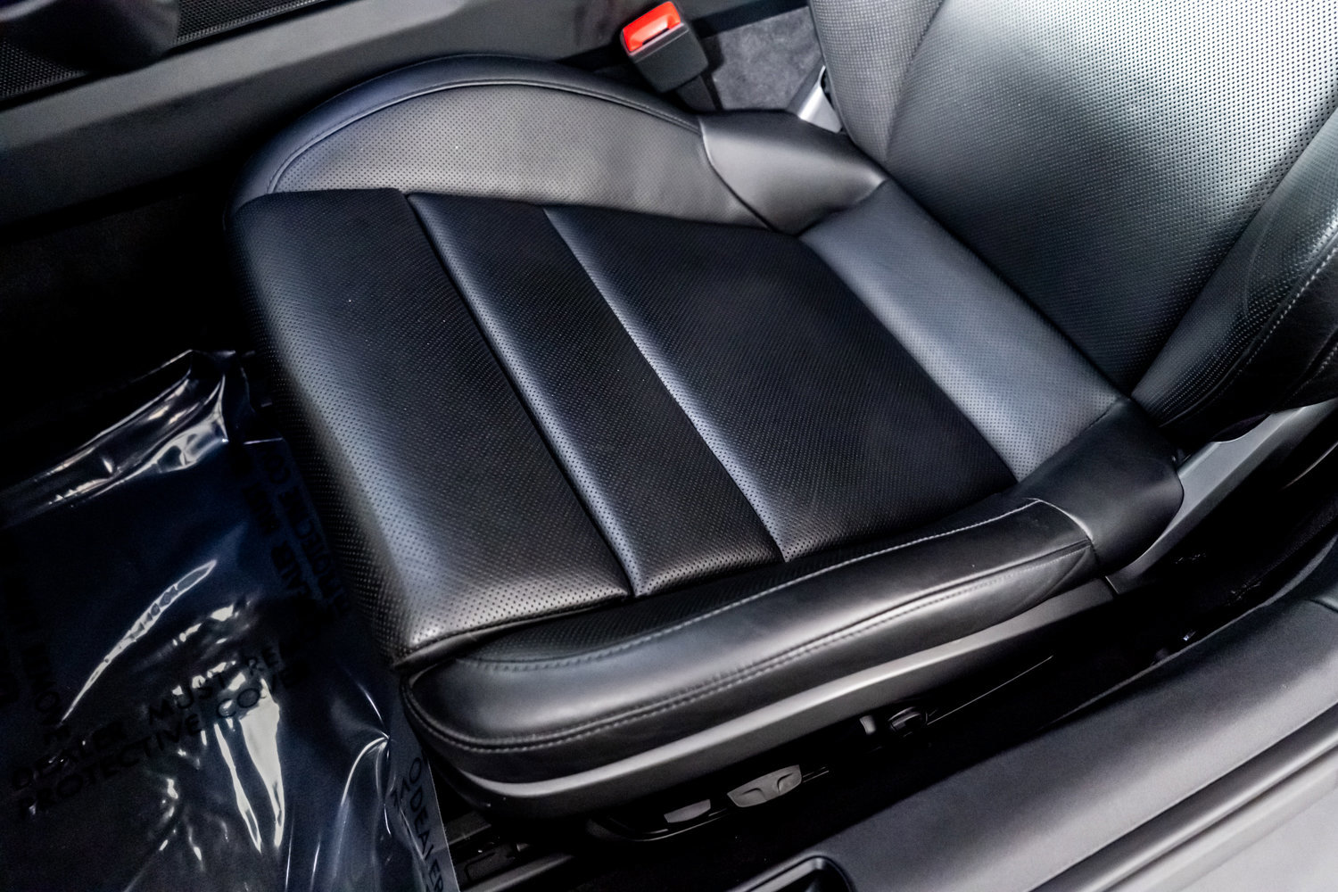 Used 2020 Porsche 911 Carrera 4S w/ Sport Package image 28