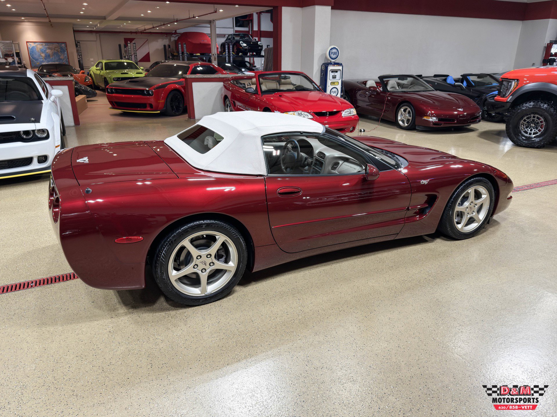 Used 2003 Chevrolet Corvette Convertible w/ Preferred Equipment Group1 image 47