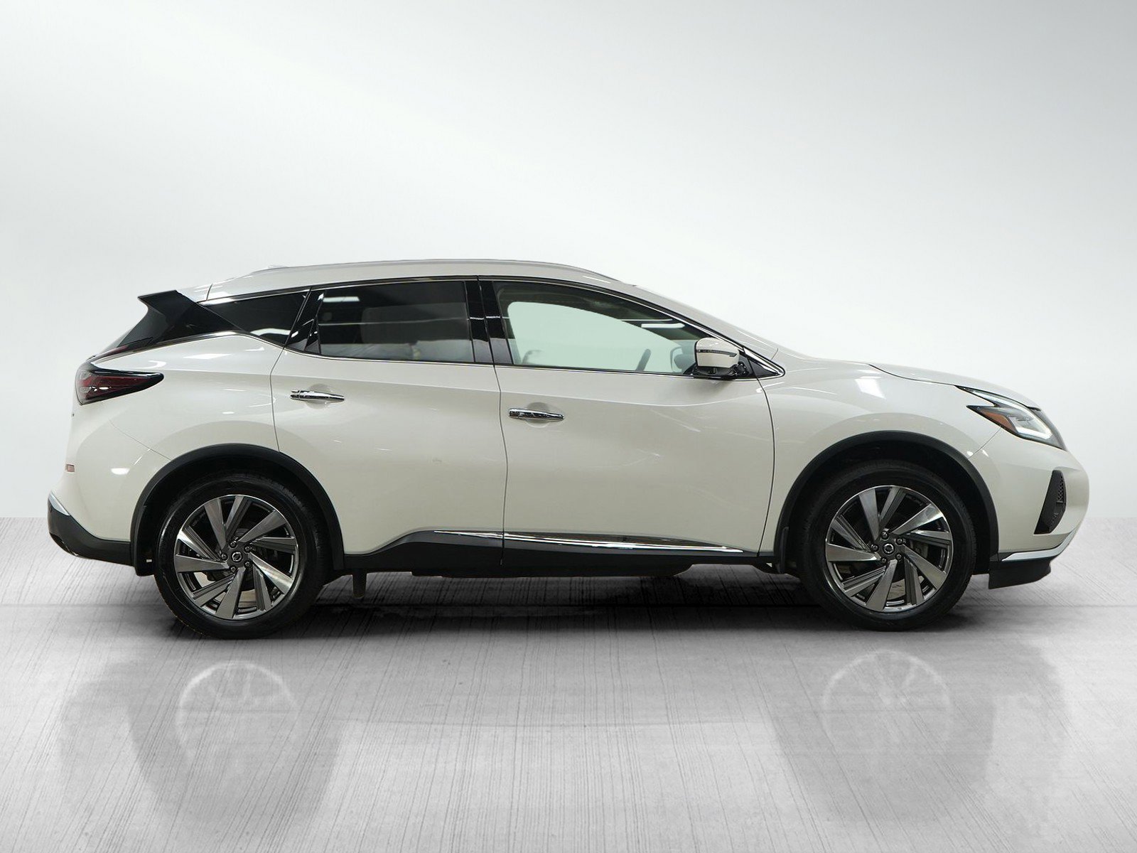 Used 2020 Nissan Murano SL w/ Moonroof Package AWD/4WD image 6
