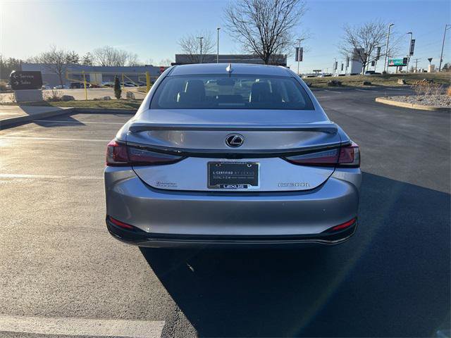 Certified 2025 Lexus ES 300h 300h image 4