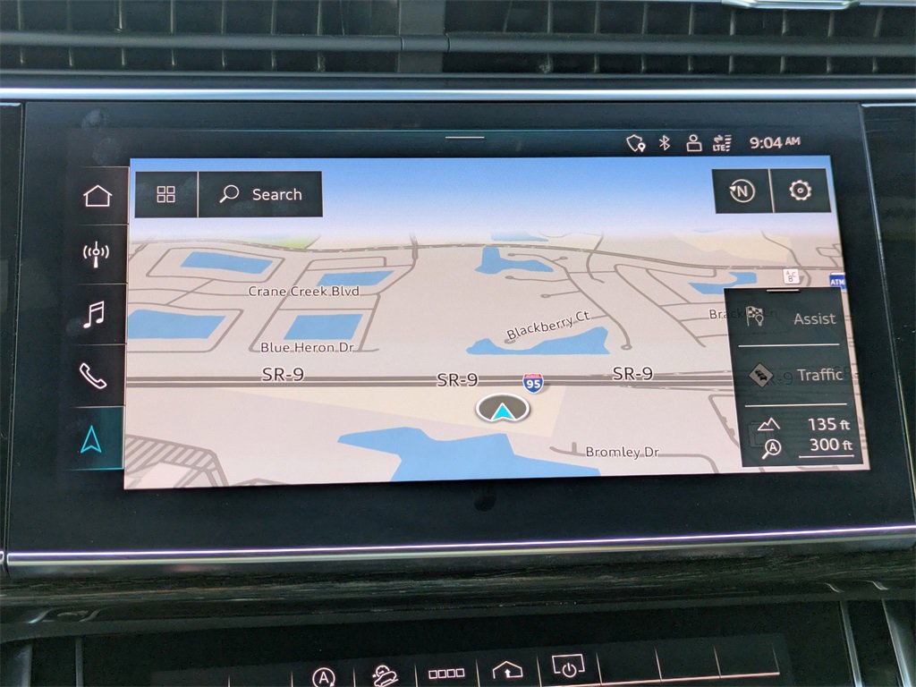 Used 2023 Audi Q8 Premium Plus image 24