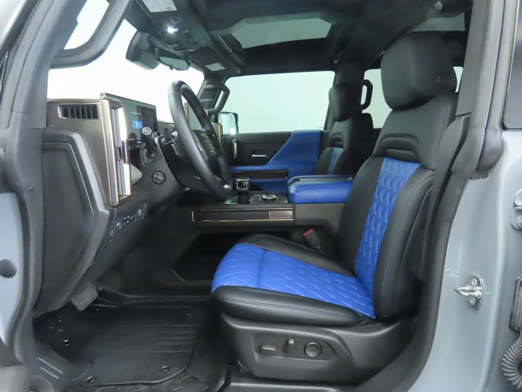 Used 2024 GMC Hummer EV 3X w/ LPO, Illumination Package image 19