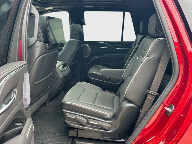 Certified 2024 Cadillac Escalade Sport w/ LPO, ONYX Package AWD/4WD image 17