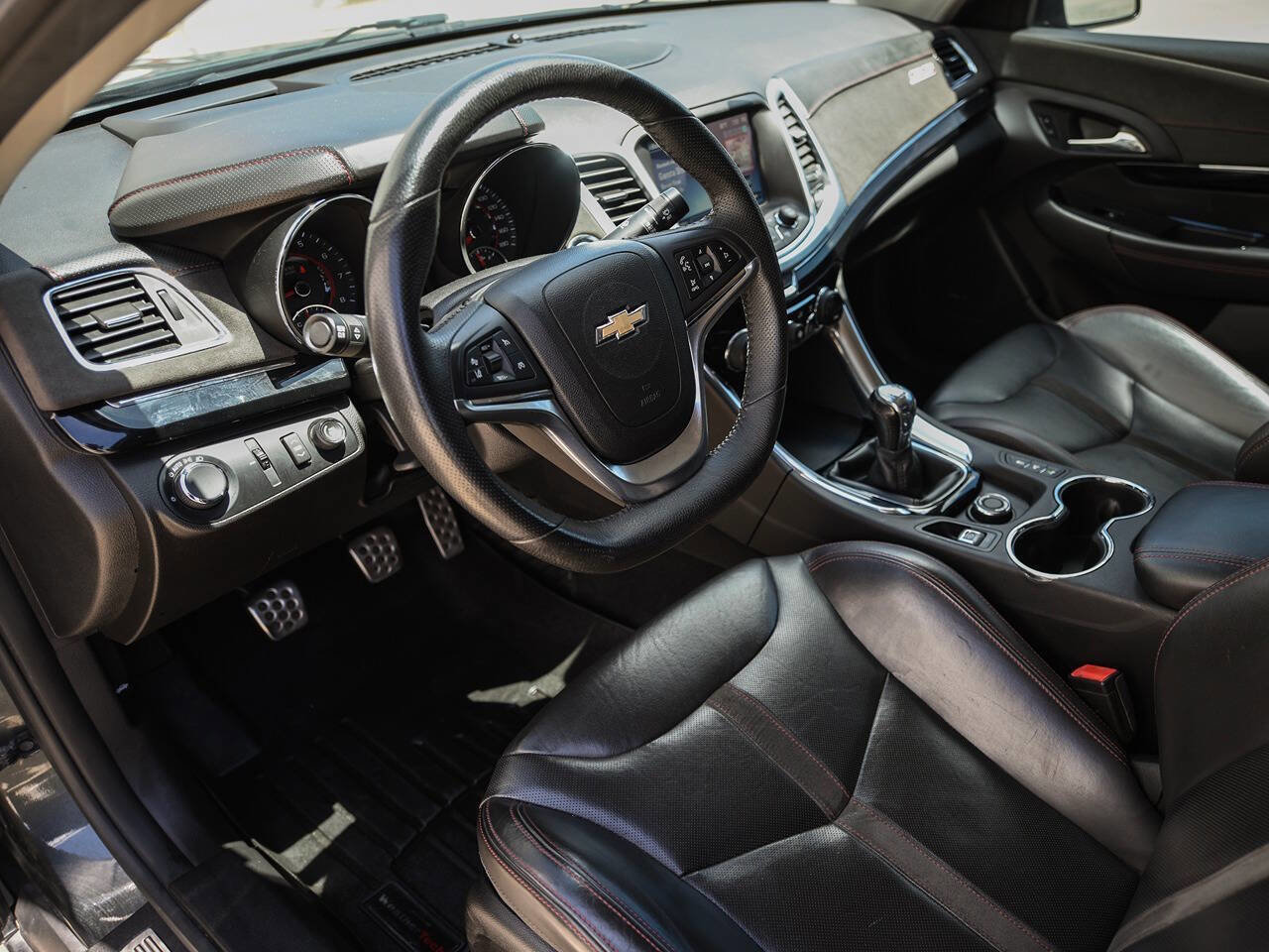 Used 2017 Chevrolet SS RWD image 15