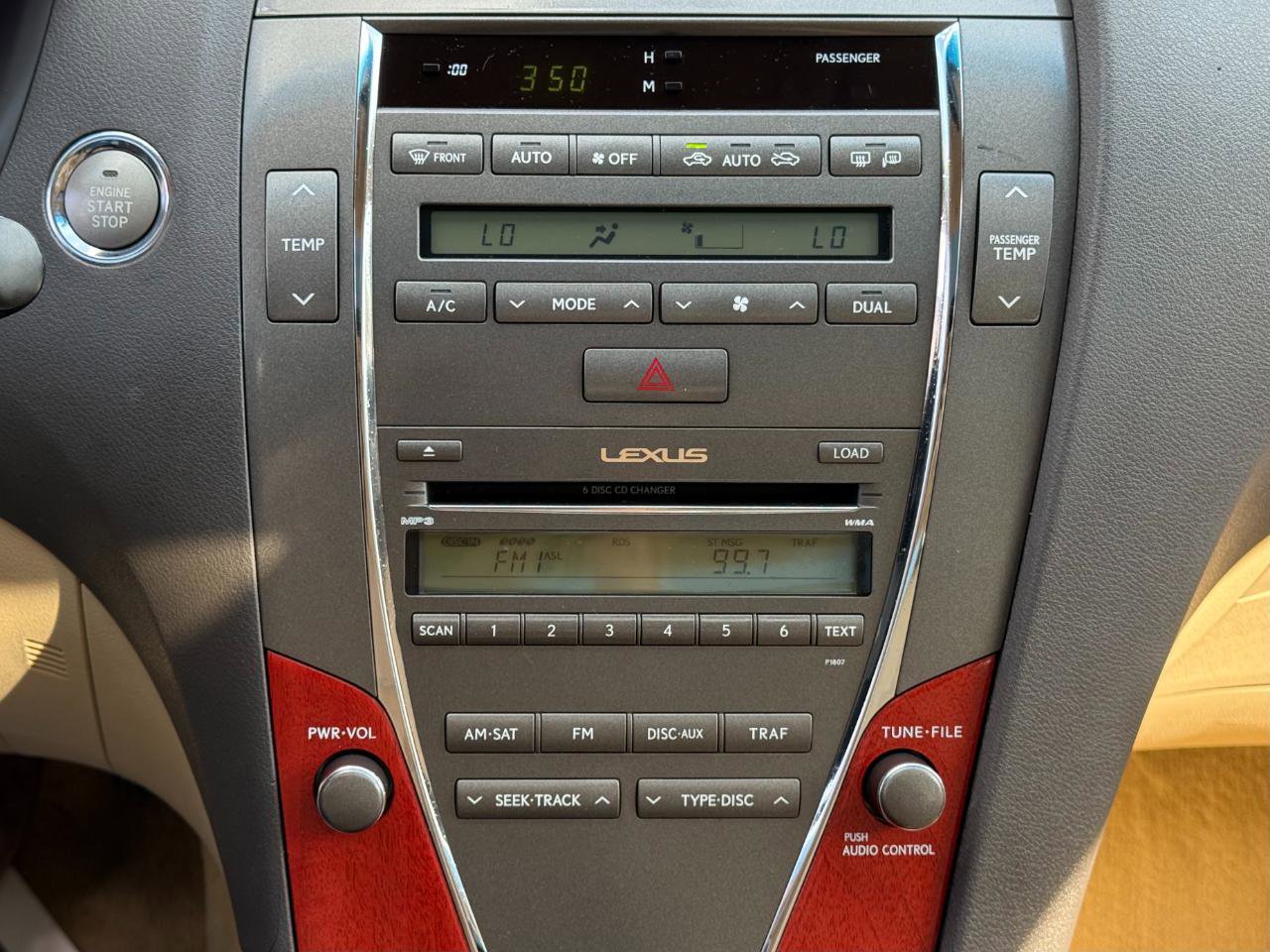 Used 2007 Lexus ES 350 w/ Luxury Pkg & Navigation FWD image 16