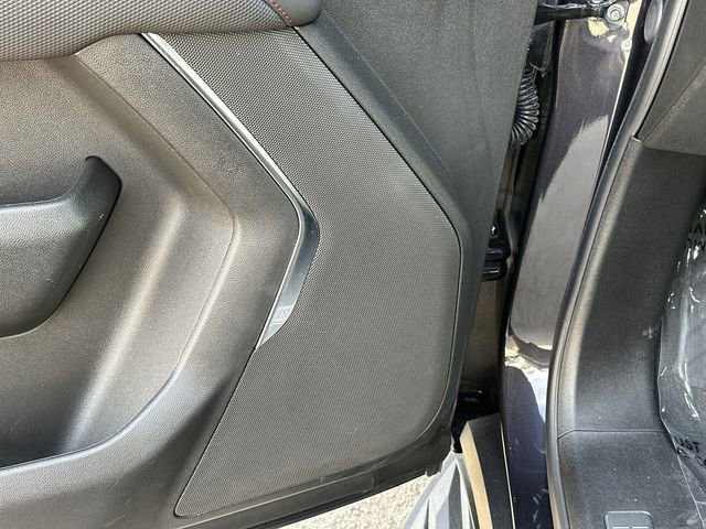 Used 2025 Chevrolet Suburban RST image 23