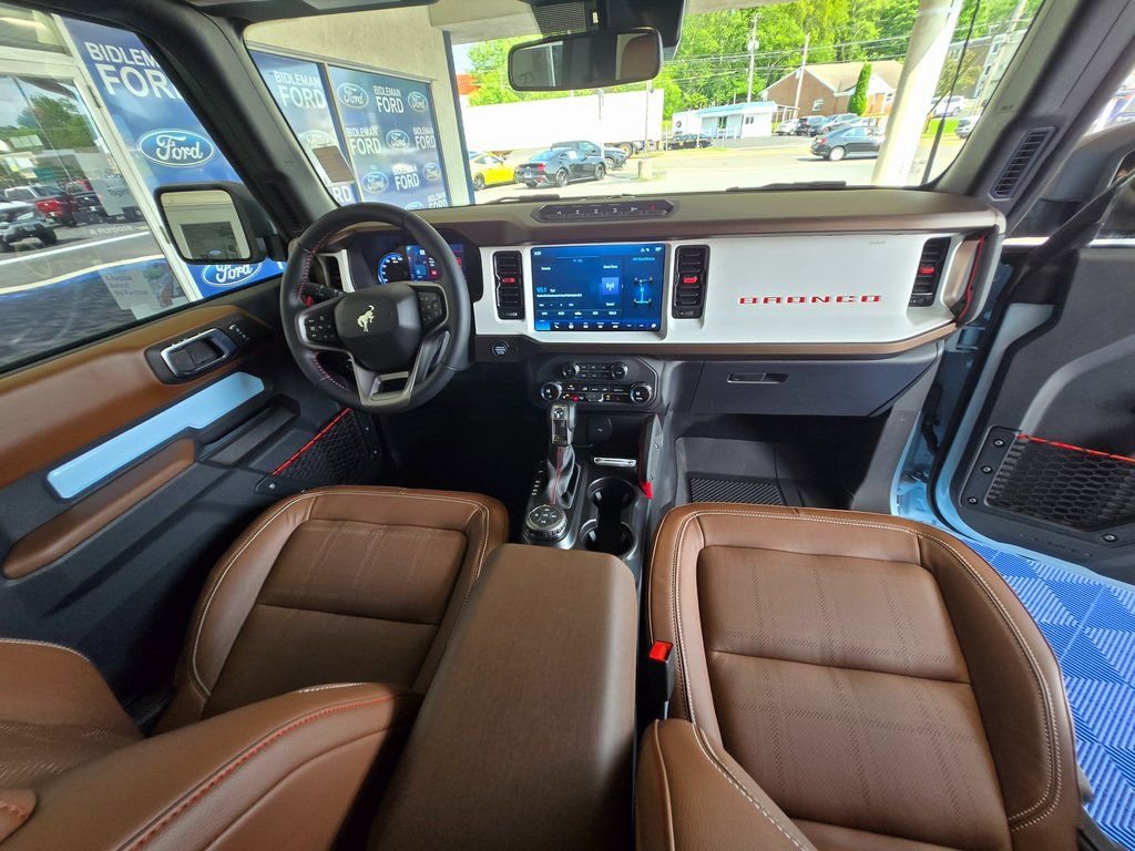New 2024 Ford Bronco Heritage Edition image 24